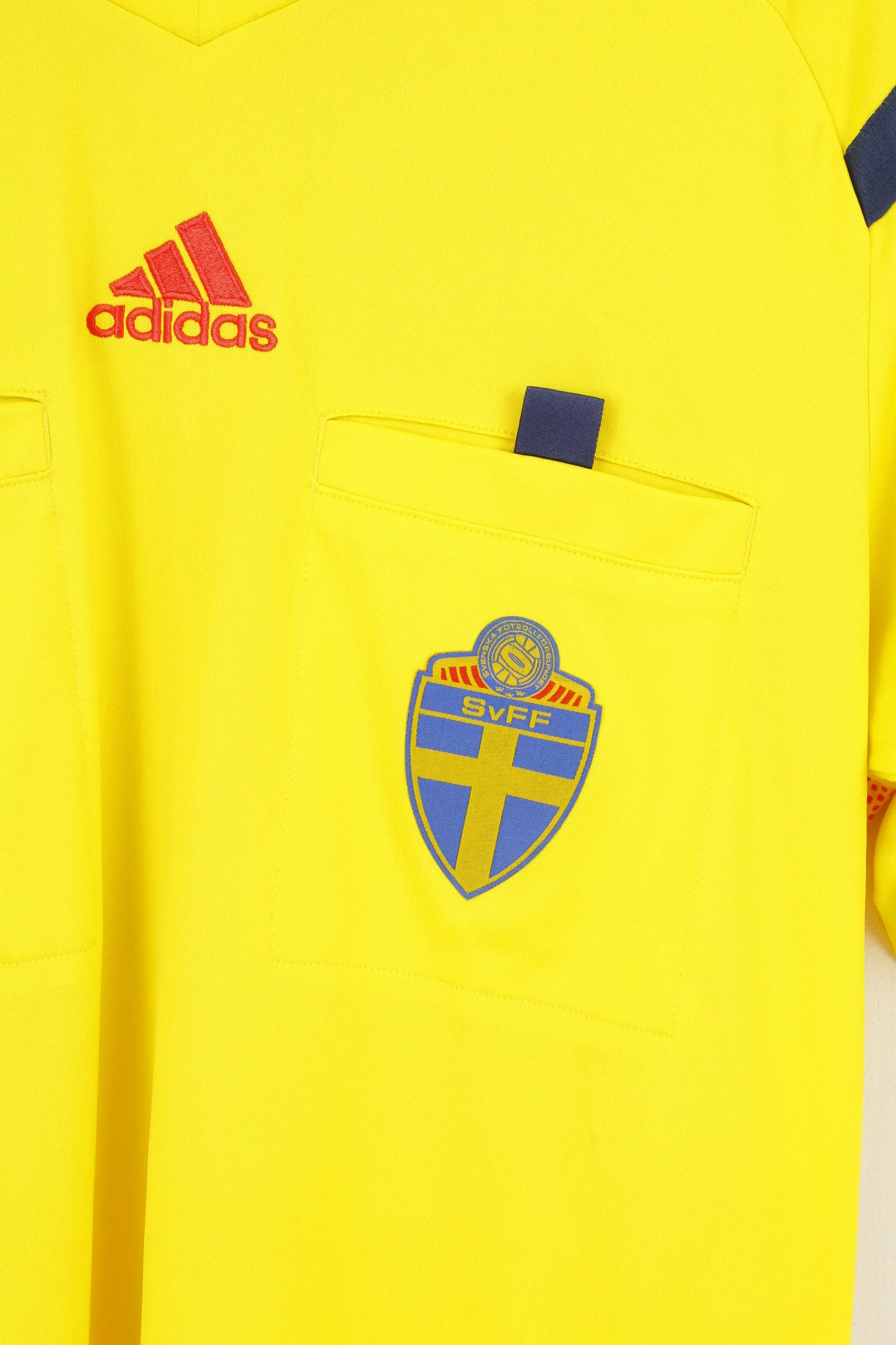 Adidas  Men M Shirt Yellow Football Club Sportswear Svenska Fotbollförbundet Vintage Top