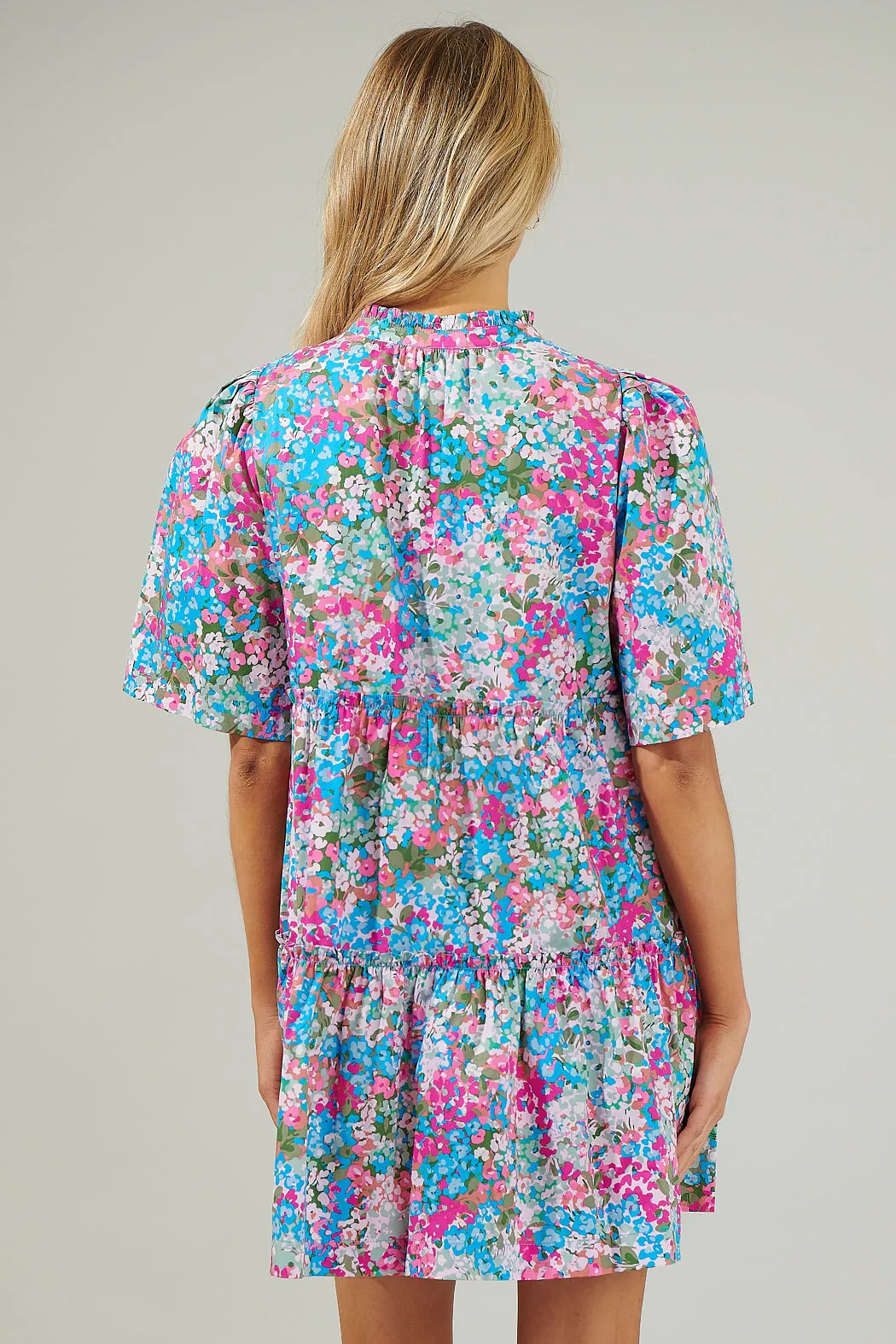 Avery Blossom Dixie Split Neck Shift Dress