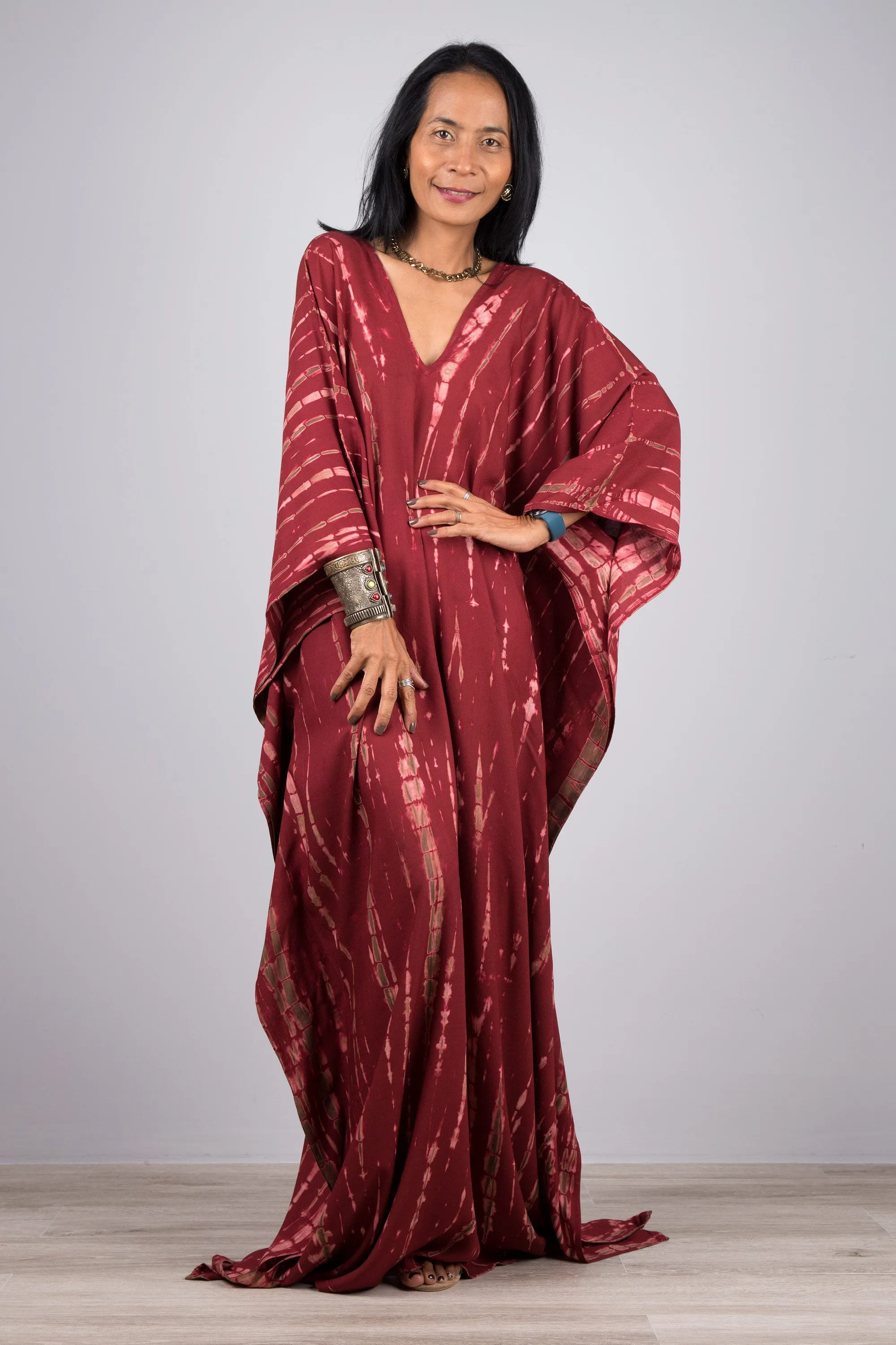 Burgundy tie dye kaftan