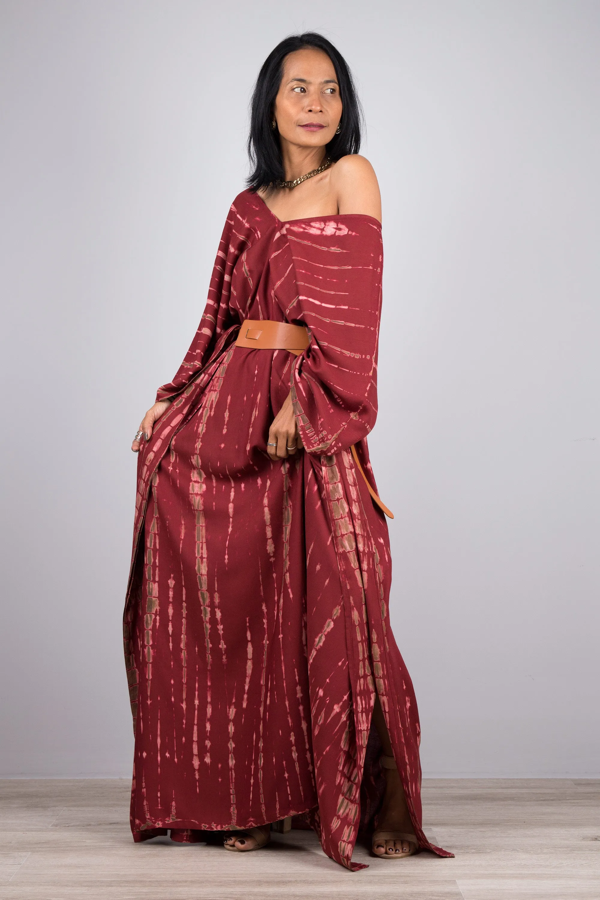 Burgundy tie dye kaftan