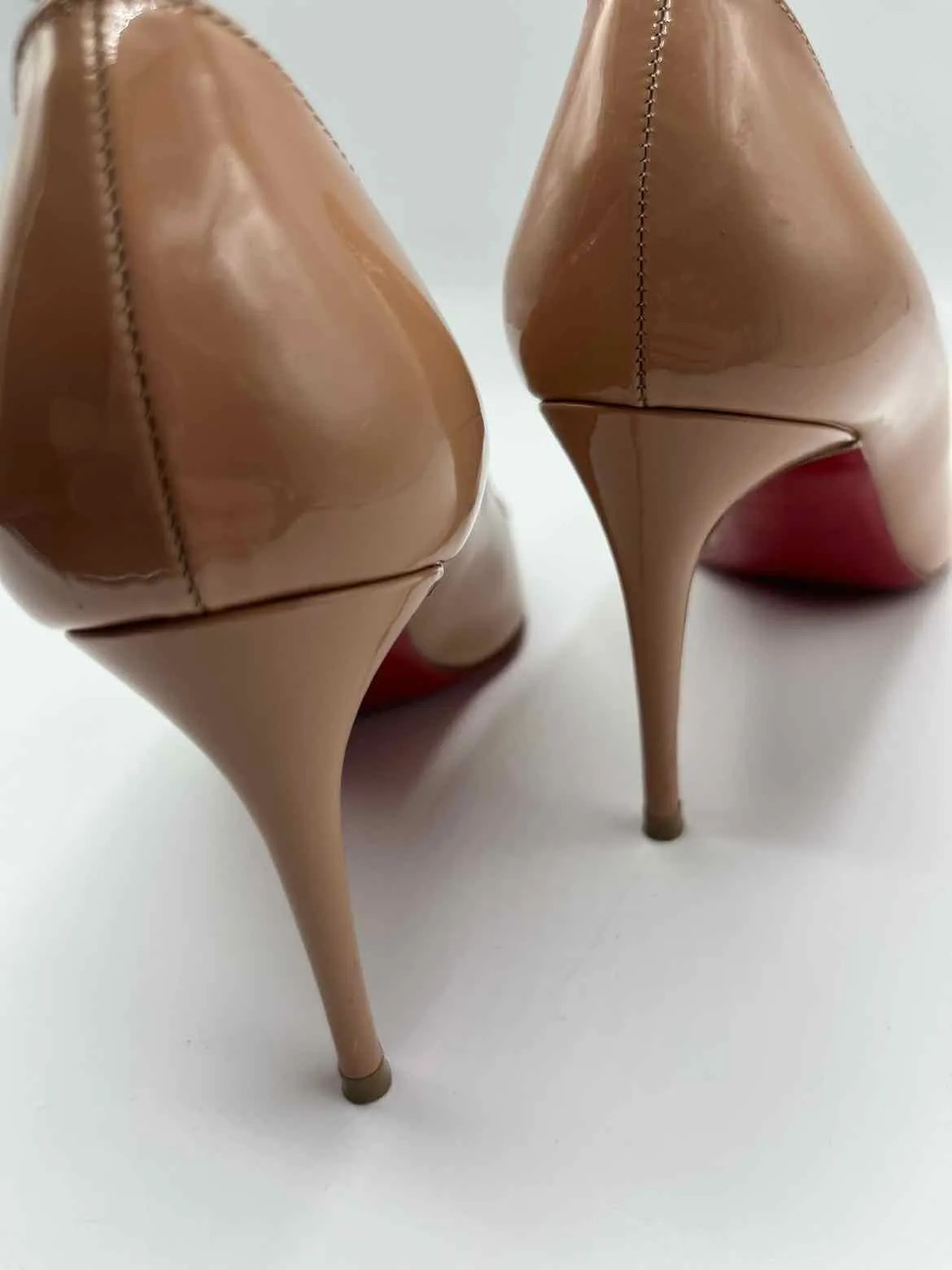 Christian Louboutin Tan Size 36.5 Shoes